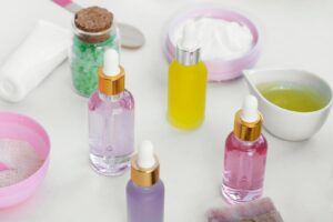 Arrangement cosmétique pour les traitements de spa avec des huiles naturelles de haute qualité