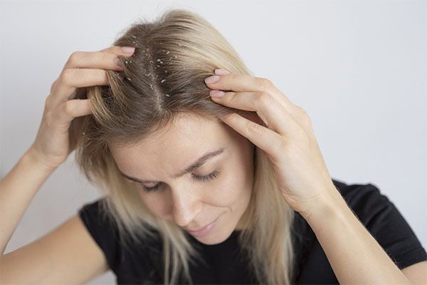 N'oubliez pas que le soin de vos cheveux est un processus continu et que les résultats peuvent varier d'une personne à l'autre.