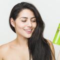 Ces produits optimisent les performances des détergents contenus dans les shampooings et peuvent être utilisés quotidiennement si vous le souhaitez et si vous prenez soin d'appliquer un bon après-shampooing pour hydrater votre cuir chevelu et vos cheveux.