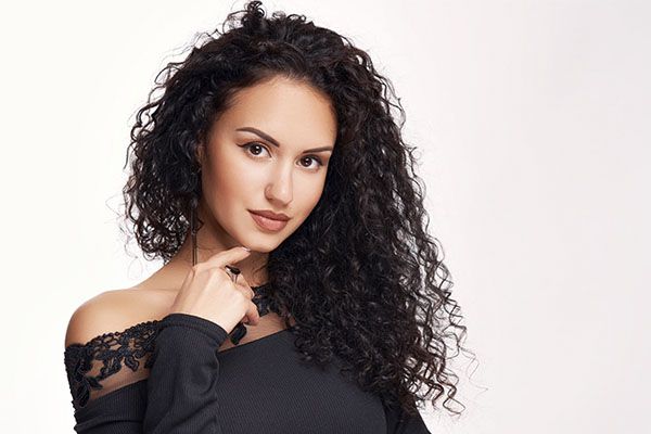 si vous préférez un look naturel. Il s'agit d'une couleur à la limite du spectre brun-noir.