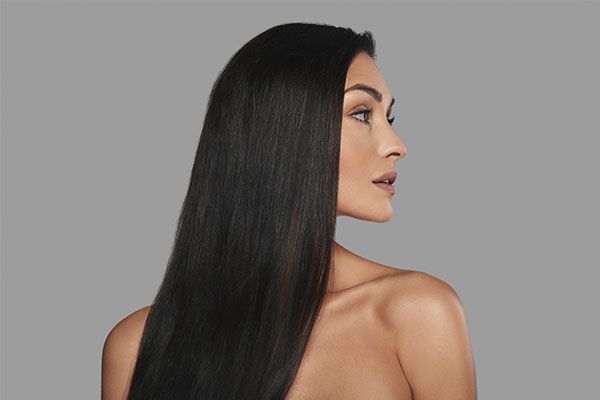Comment entretenir la beauté des cheveux noirs ? 