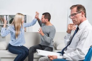 Couple se disputant 